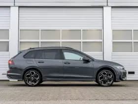 Volkswagen Golf thumbnail 3