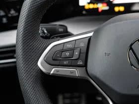 Volkswagen Golf thumbnail 23