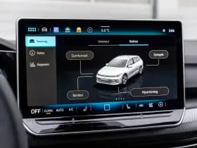 Volkswagen Golf thumbnail 43