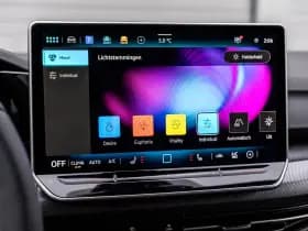 Volkswagen Golf thumbnail 47