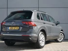 Volkswagen Tiguan thumbnail 2