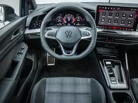 Volkswagen Golf thumbnail 17