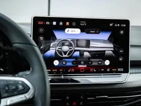 Volkswagen Golf thumbnail 49