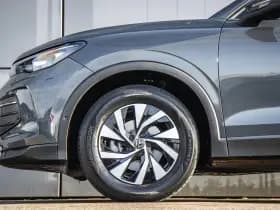 Volkswagen Tiguan thumbnail 13