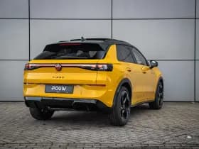 Volkswagen T-Roc thumbnail 2