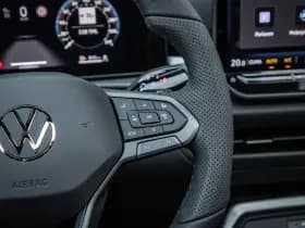 Volkswagen T-Roc thumbnail 30