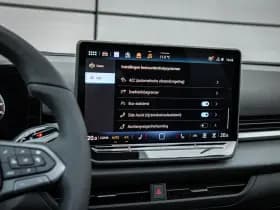 Volkswagen T-Roc thumbnail 43