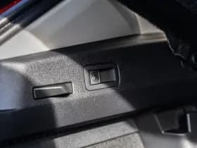 Volkswagen T-Roc thumbnail 18