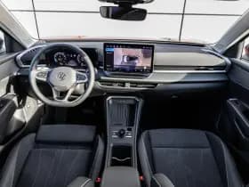 Volkswagen T-Roc thumbnail 5