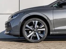 Volkswagen Golf thumbnail 11