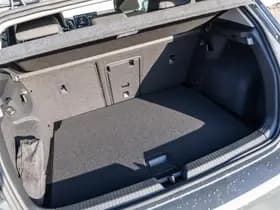 Volkswagen Golf thumbnail 15