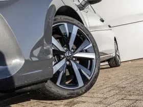 Volkswagen Golf thumbnail 9