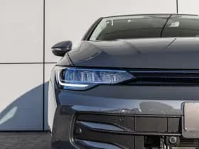 Volkswagen Golf thumbnail 10