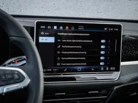 Volkswagen Passat thumbnail 35