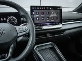 Volkswagen T-Roc thumbnail 28