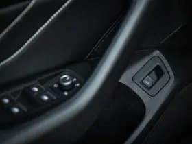 Volkswagen Passat thumbnail 34