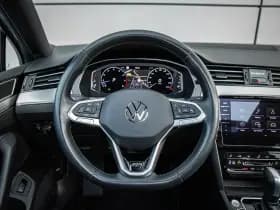 Volkswagen Passat thumbnail 35