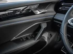 Volkswagen Tiguan thumbnail 32