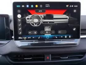 Volkswagen T-Roc thumbnail 57