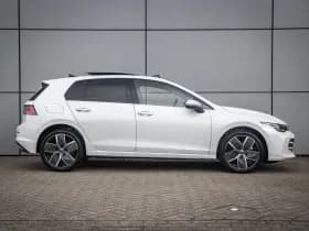 Volkswagen Golf thumbnail 3