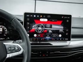 Volkswagen Golf thumbnail 42