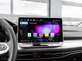 Volkswagen Golf thumbnail 39