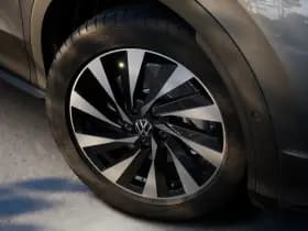 Volkswagen T-Roc thumbnail 12