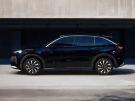 Volkswagen T-Roc thumbnail 3