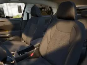 Volkswagen T-Roc thumbnail 4