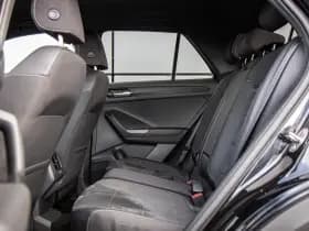 Volkswagen T-Roc thumbnail 16