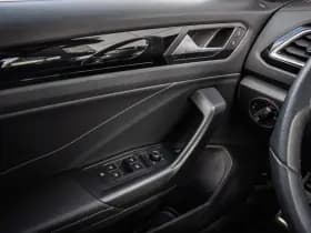 Volkswagen T-Roc thumbnail 29