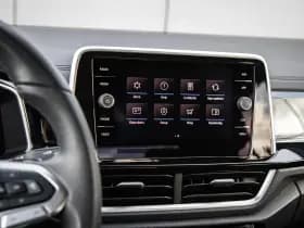 Volkswagen T-Roc thumbnail 35