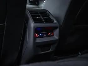 Volkswagen Tiguan thumbnail 18