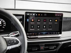 Volkswagen Tiguan thumbnail 42