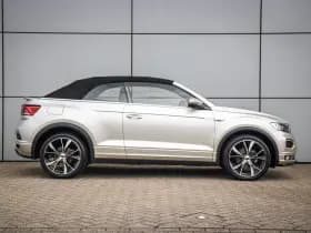 Volkswagen T-Roc thumbnail 3