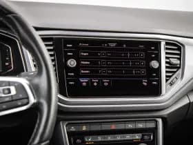 Volkswagen T-Roc thumbnail 37