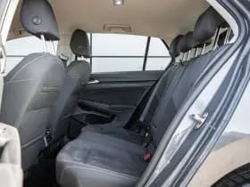 Volkswagen Golf thumbnail 16