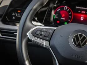 Volkswagen Golf thumbnail 21