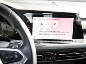 Volkswagen Golf thumbnail 24
