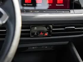 Volkswagen Golf thumbnail 27