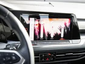 Volkswagen Golf thumbnail 36