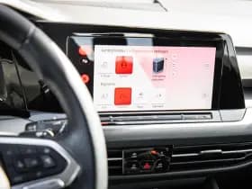 Volkswagen Golf thumbnail 40