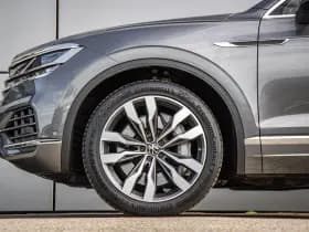 Volkswagen Touareg thumbnail 13