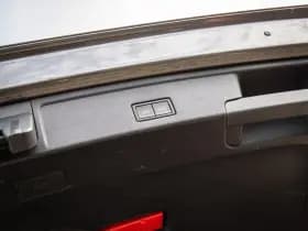 Volkswagen Touareg thumbnail 16