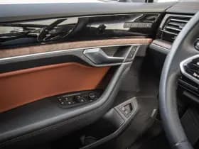 Volkswagen Touareg thumbnail 21