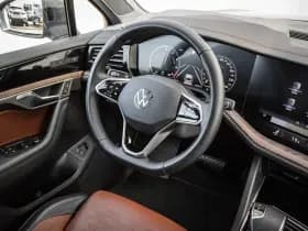 Volkswagen Touareg thumbnail 34