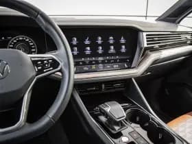 Volkswagen Touareg thumbnail 40