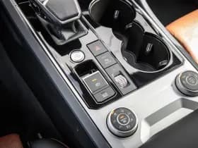 Volkswagen Touareg thumbnail 42