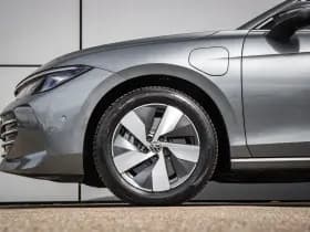 Volkswagen Passat thumbnail 13