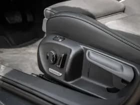 Volkswagen Passat thumbnail 18